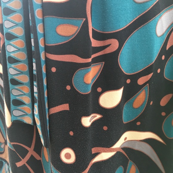 BCBG Maxazaria Large Dress Stylish Pattern - Picture 5 of 7